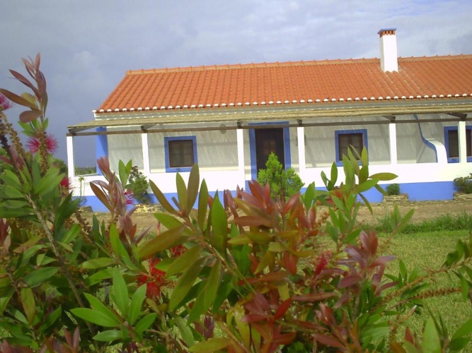 2 Bedrooms Cottage