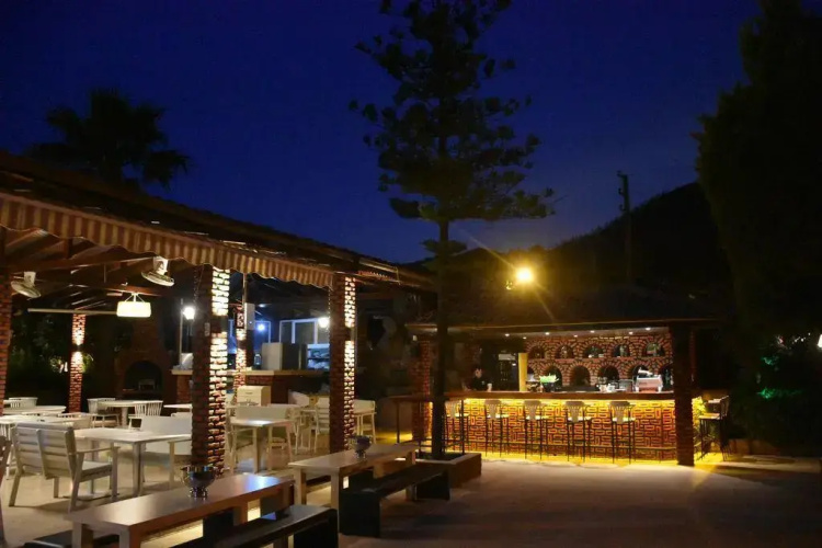Sardunya Apartments