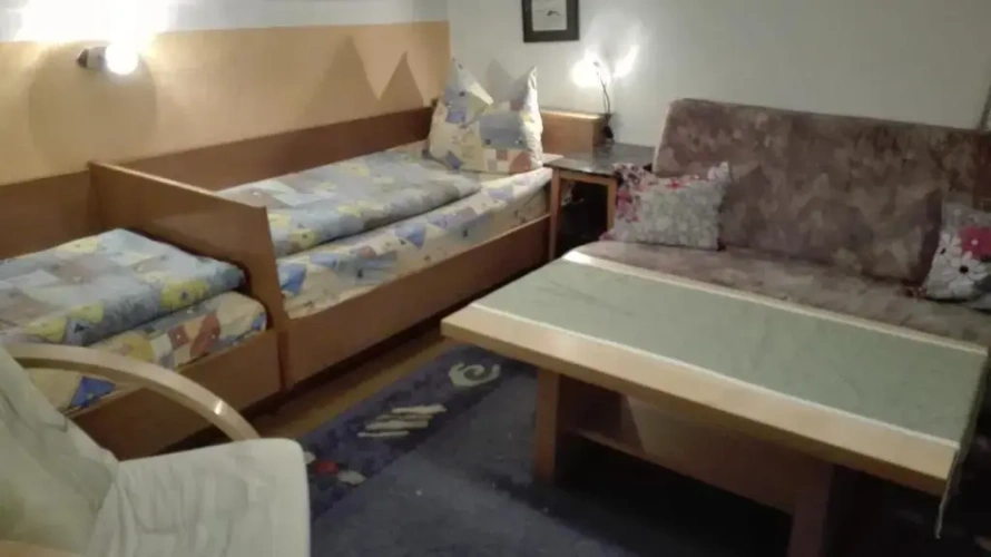 2 Bedrooms Apartment