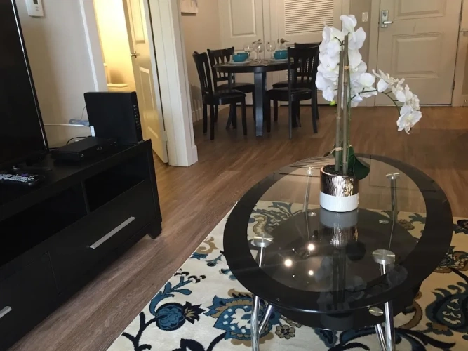 2 Bedrooms Apartment with balcony