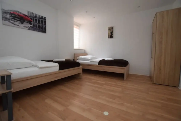 2 Bedrooms Quadruple Apartment