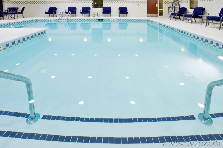 Holiday Inn Express Hotel & Suites Wilmington-Newark photo 19