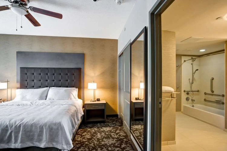 1 Bedroom Suite