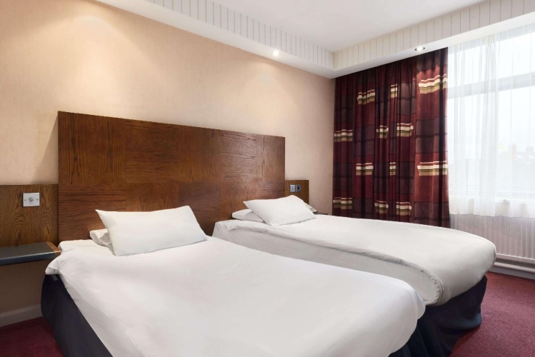 Twin room