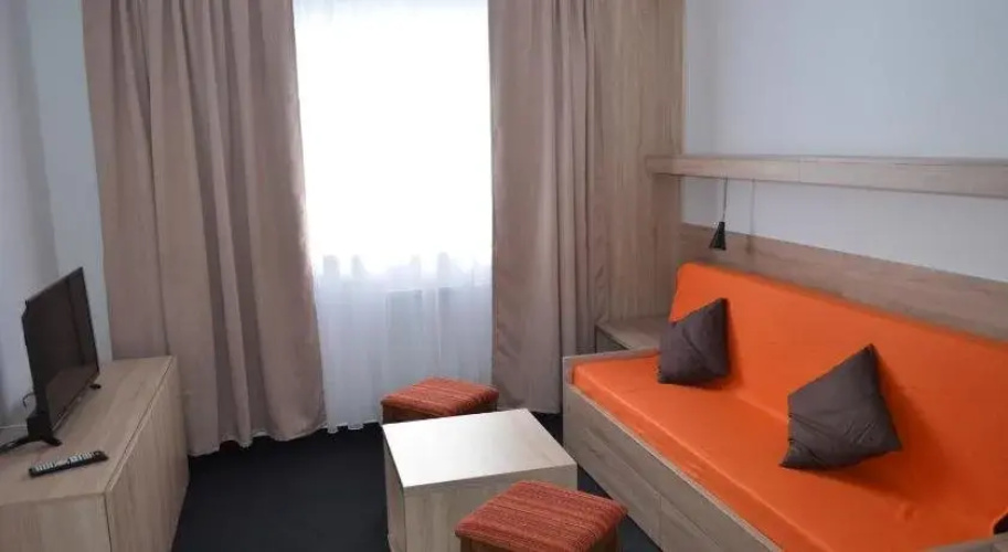 Hotel CESKA FARMA