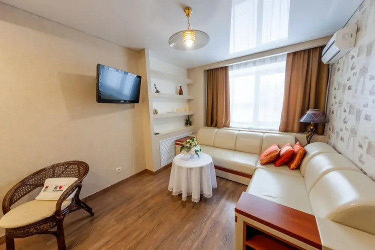 City Hotel
