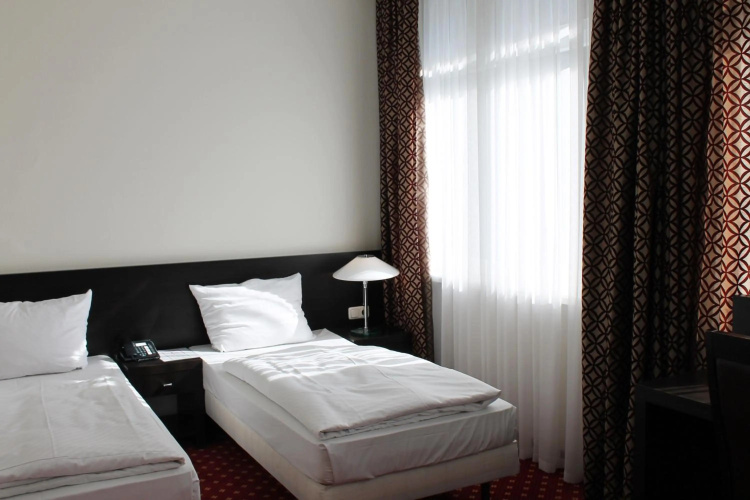Hotel Aariana