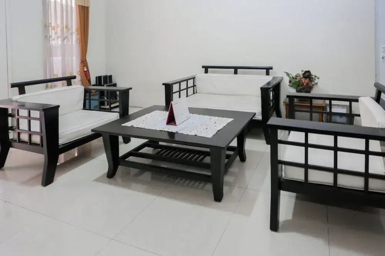 Hotel O Sman House