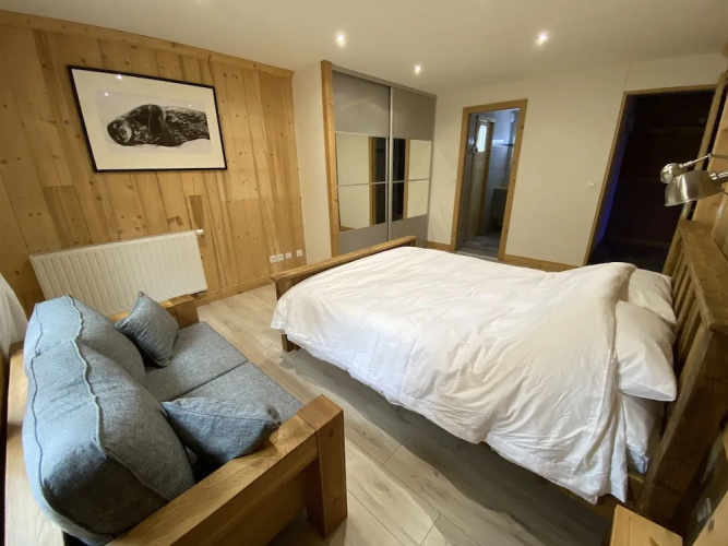 Monster Chalets