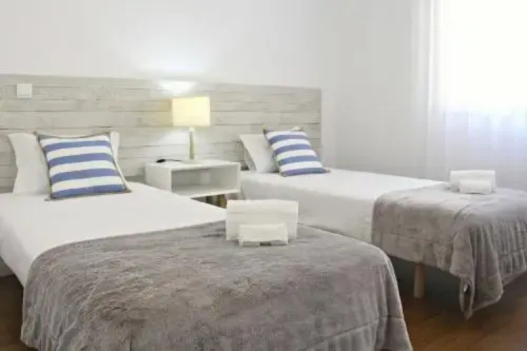 Cais Waterfront Holiday Apartments