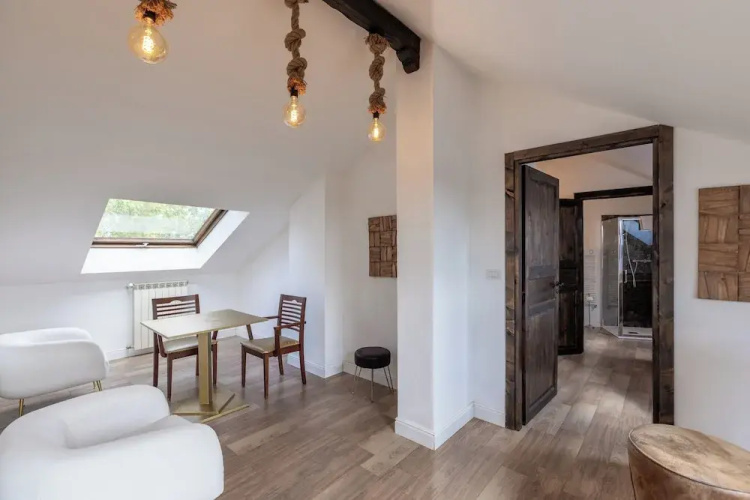 Domino Hotel