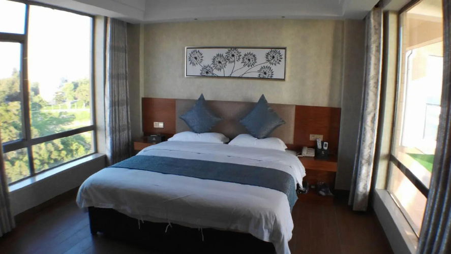 Gentle Holiday Hotel