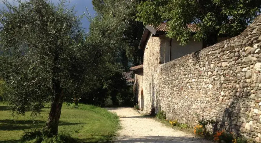 Casale Lucrezia