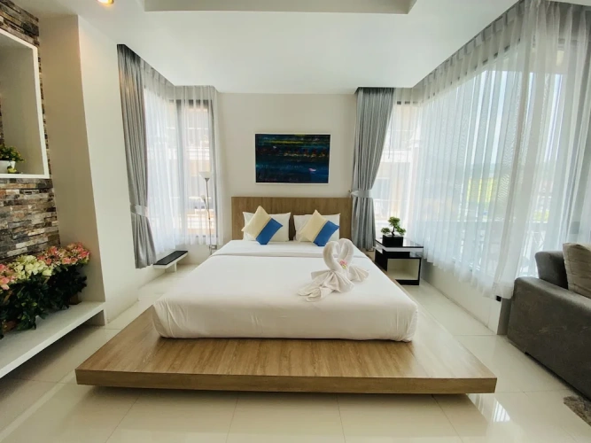 Deluxe Studio with balcony