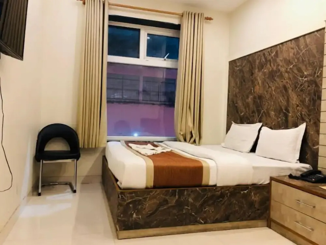 Moti Mahal Inn