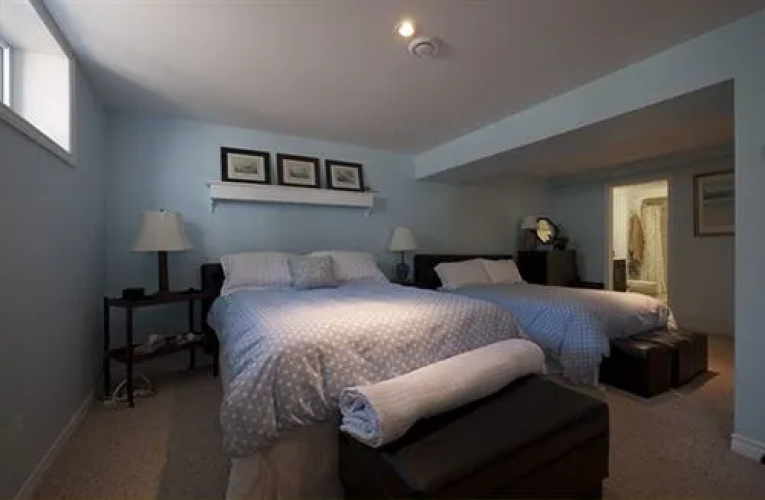 Loughbreeze Bay B&B