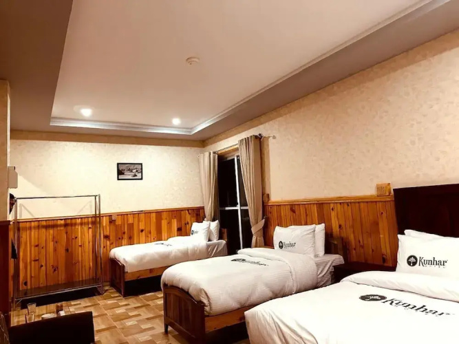 Kunhar view hotel river side Naran