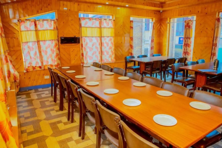 Hotel Lal Kothi Pahalgam