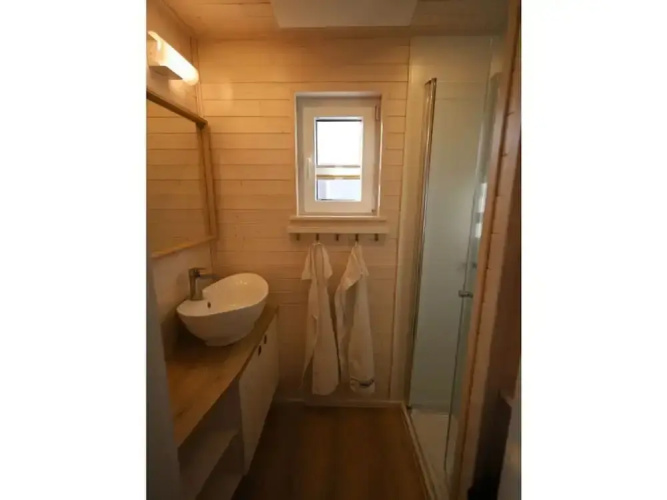 Houseboat Liliput Comfortable Holiday Residence