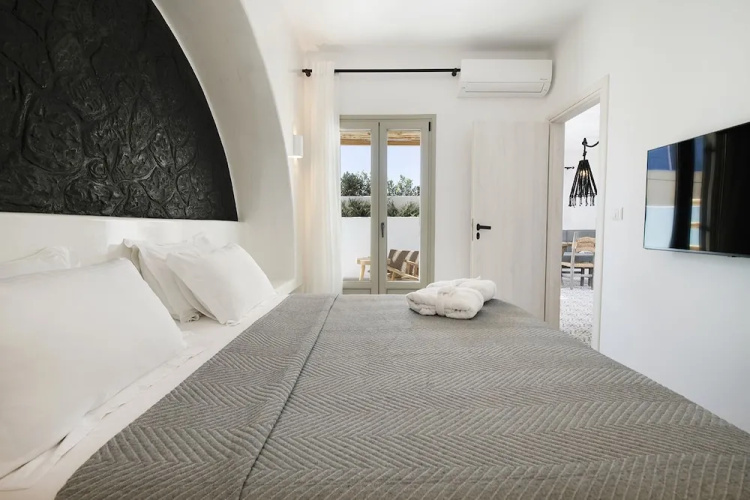 AVAL All Suite