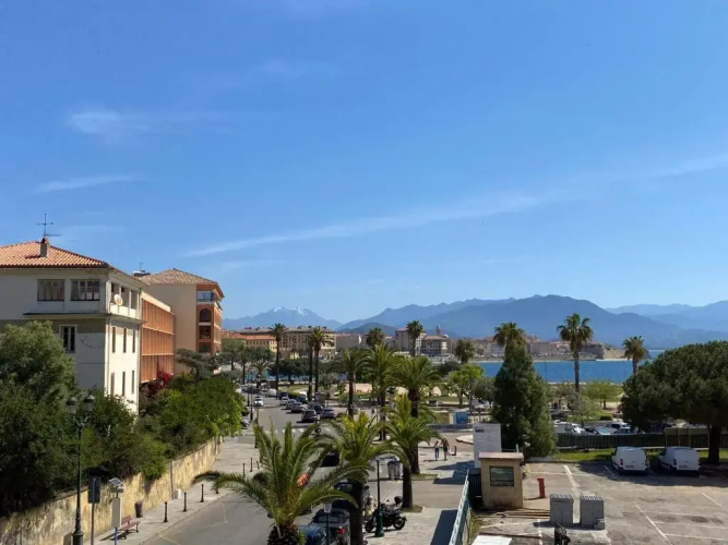 Appartement 50m2 pied dans l’eau