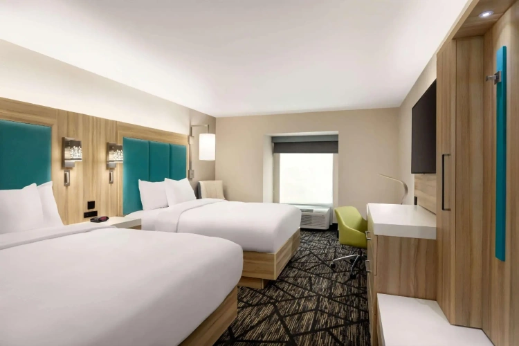 Quadruple room
