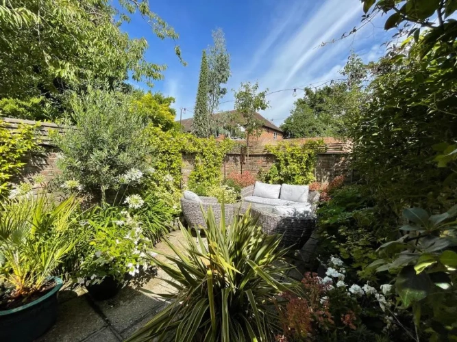 2 Bedrooms Double Cottage