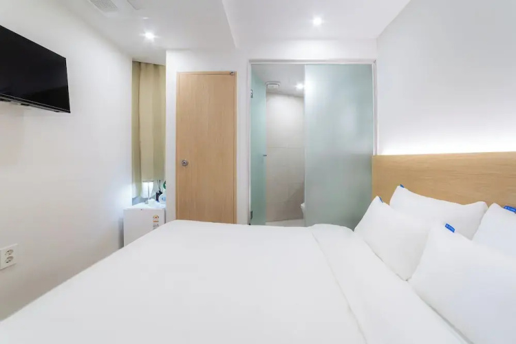 Hi Seoul Hostel Myungdong West - Seoul