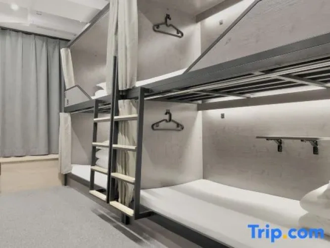 Bed in Dorm (male dorm)