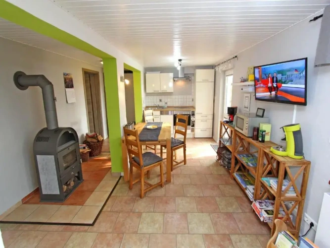 2 Bedrooms Cottage