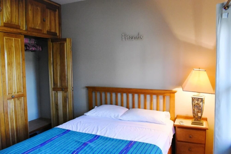 3 Bedrooms Cottage