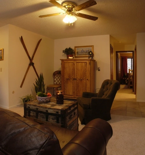 2 Bedrooms Standard room with mountain view