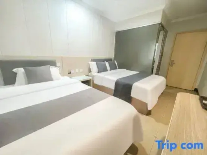 Standard Family room