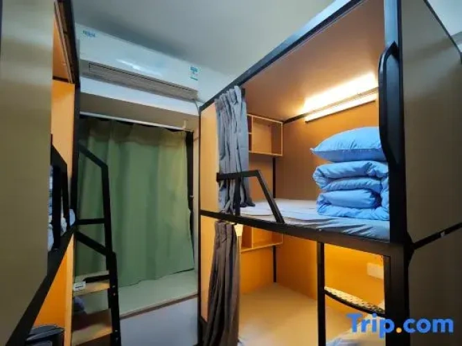 Bed in Dorm (female dorm)