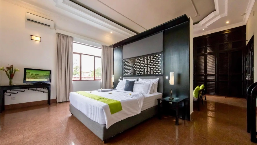 Double Suite
