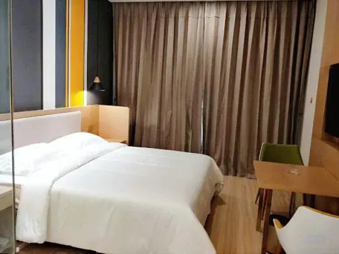 Grape Hotel (Yingkou Ping'an)