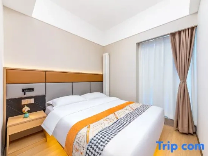 2 Bedrooms Business Suite
