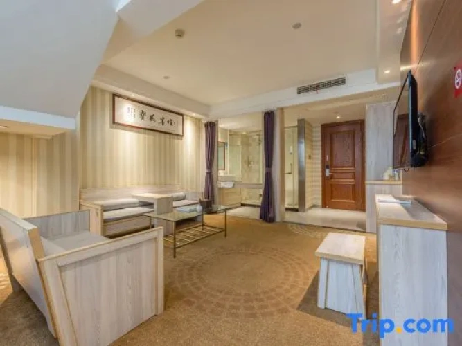 Luxury Family Duplex Suite