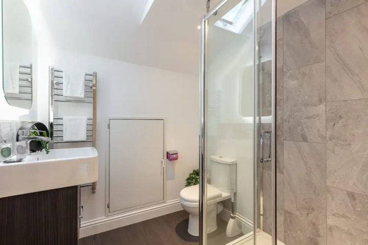 Host Stay North View