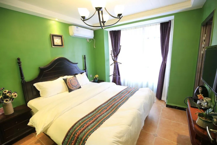 The Time On the Cloud Theme Inn