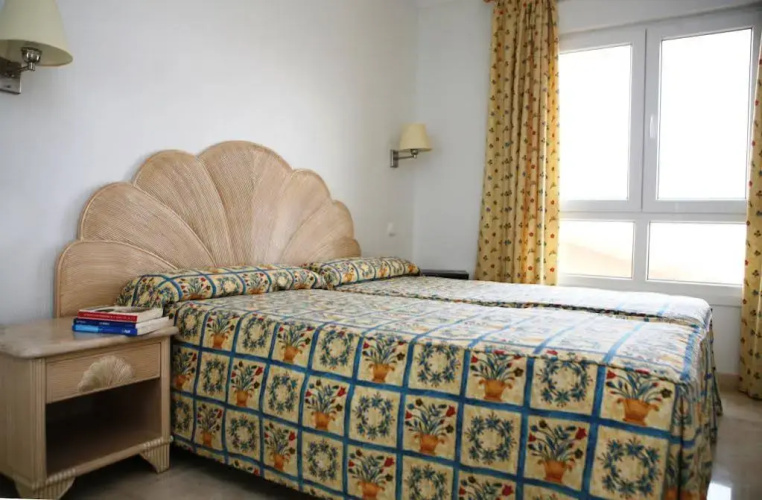 Apartamentos El Amanecer