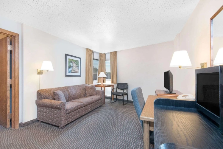 1 Bedroom Double Suite