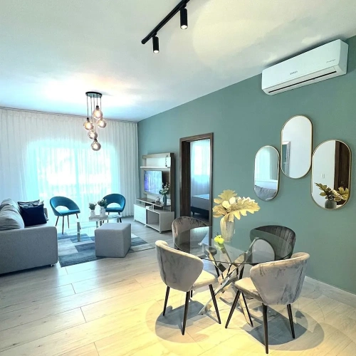 2 Bedrooms Classic Apartment