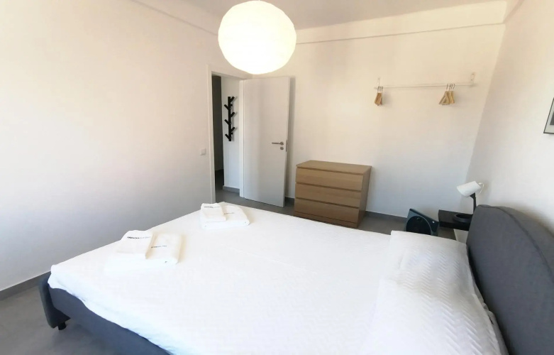 B53 - Vasco da Gama Top Floor Apartment