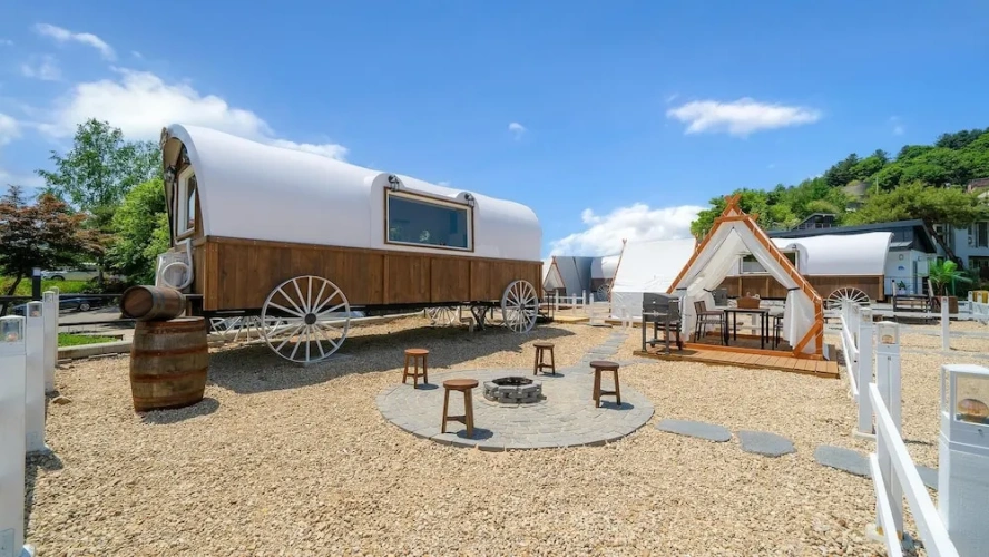 1 Bedroom Tent
