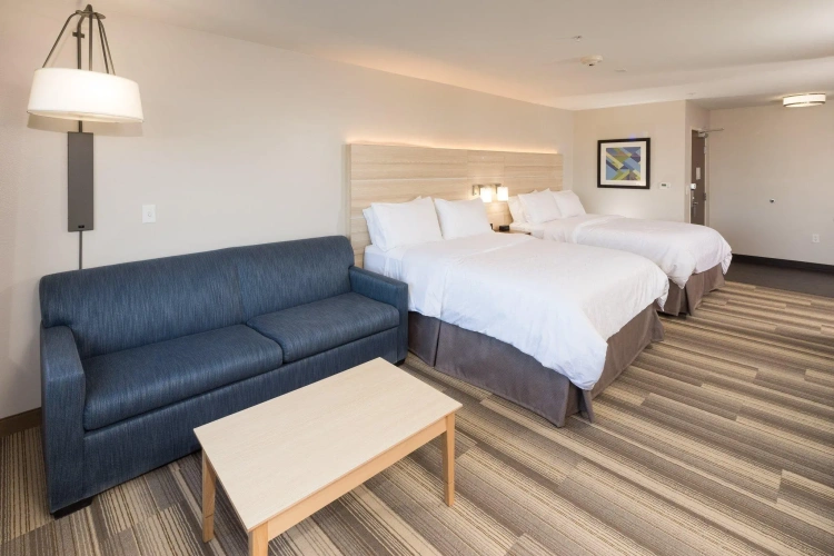 Quadruple Suite