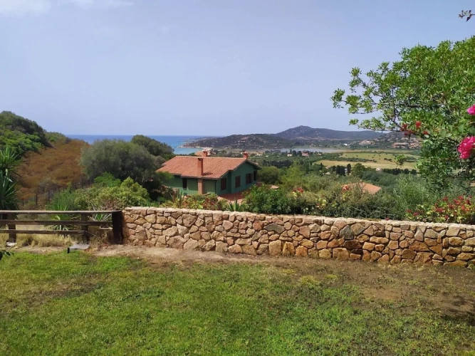 3 Bedrooms Villa