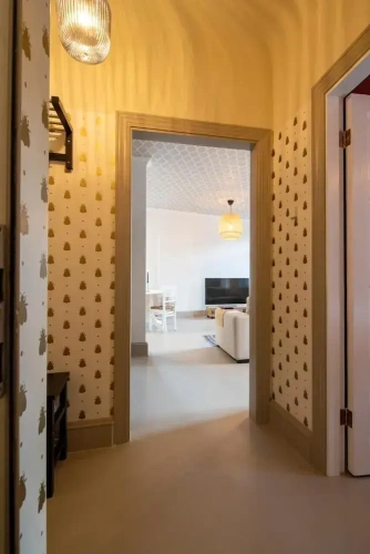 1 Bedroom Apartment with garden view