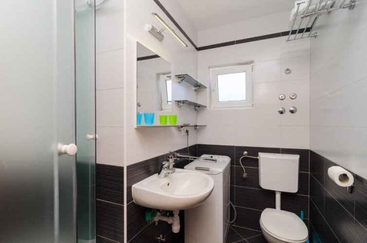 1 Bedroom Double Apartment with balcony and with sea view