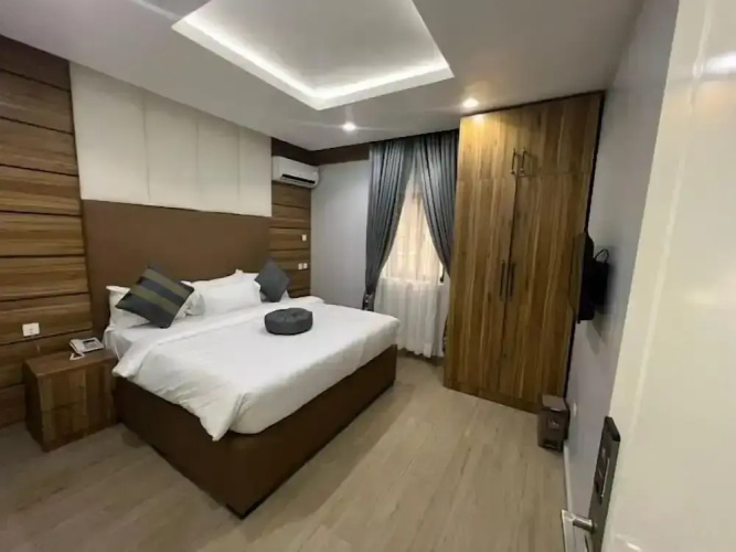 Sakura Apartments
